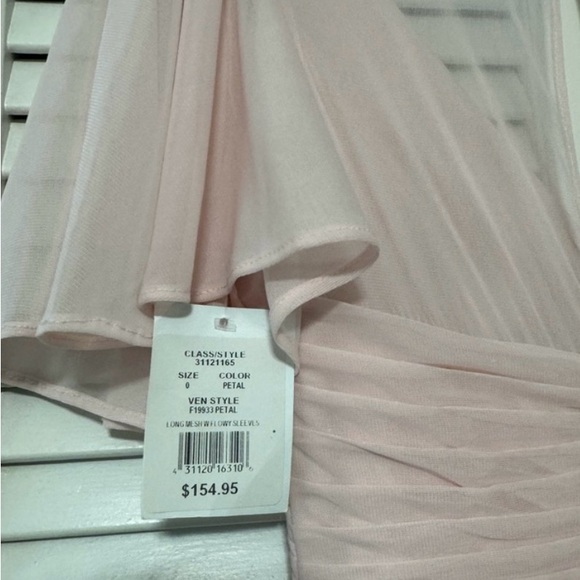 David’s bridal dress - Picture 5 of 12